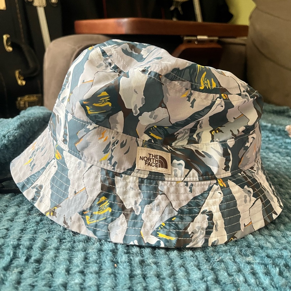 The North Face Mountain Bucket Hat